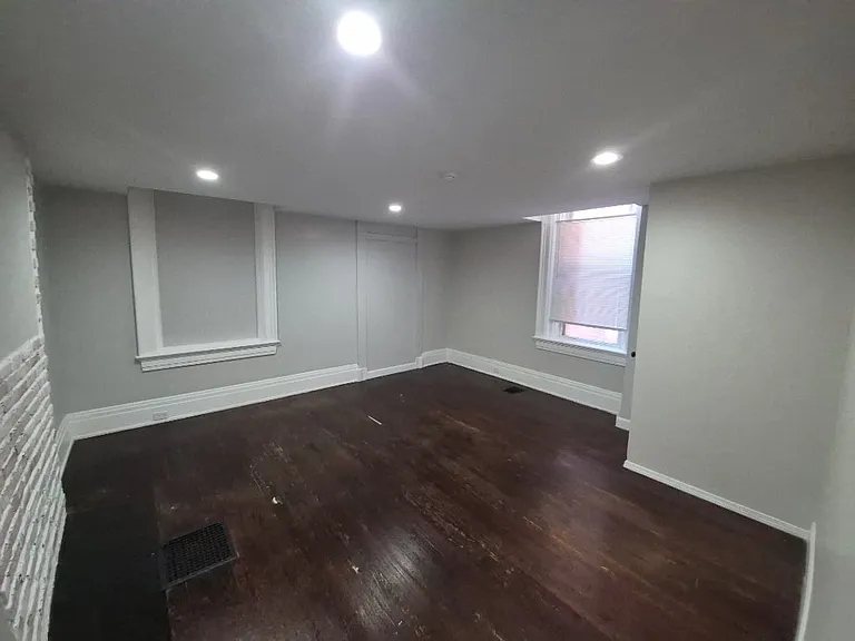2153 Loth St #1 — Photo 6