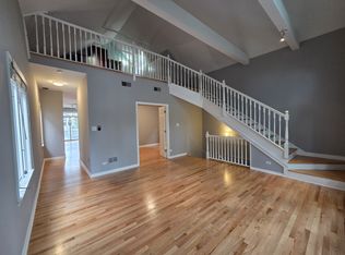1229 W Wellington Ave APT 2, Chicago, IL 60657