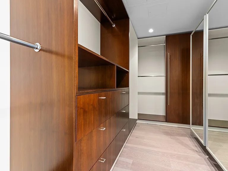 1139 Cordova St W — Photo 19