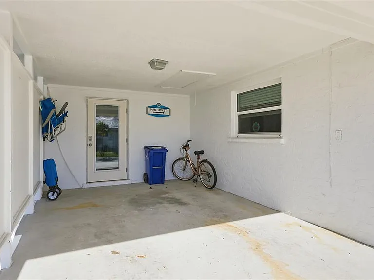573 Spanish Dr N — Photo 36