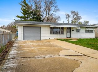 1626 Maple Ave, Machesney Park, IL 61111