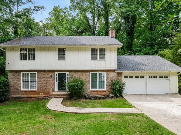 5002 Post Road Ct, Stone Mountain, GA 30088
