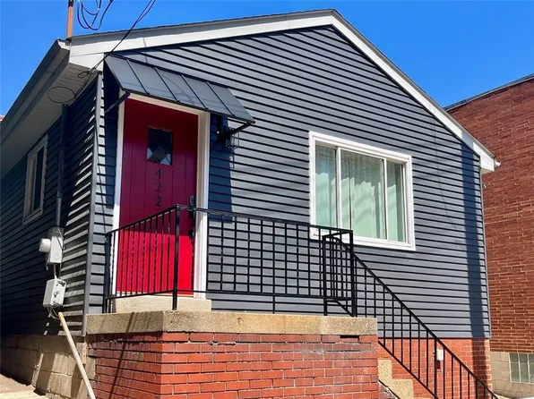 422 Avery St E, Pittsburgh, PA 15212