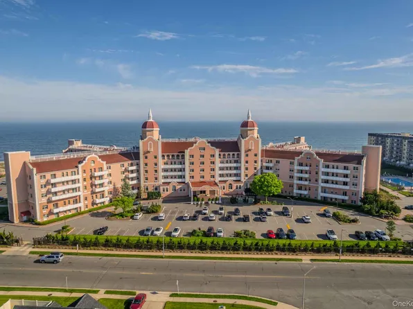 2 Richmond Road #3R, Lido Beach, NY 11561