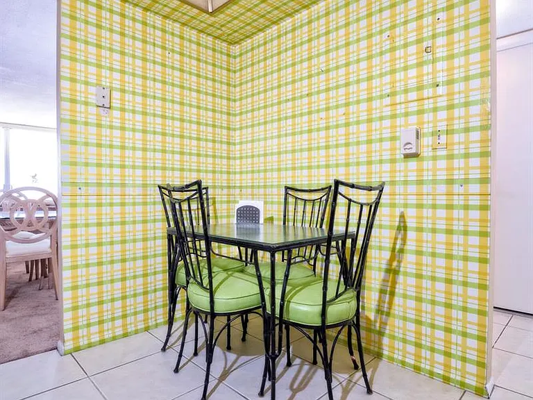 18081 Biscayne Blvd #403 — Photo 9
