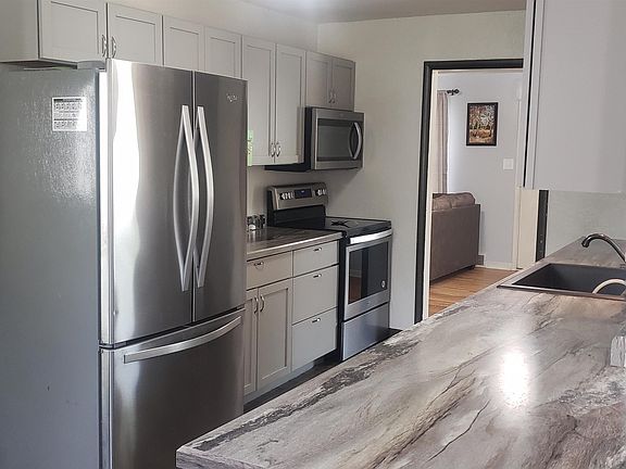 5th image of 101 N Woodlawn St