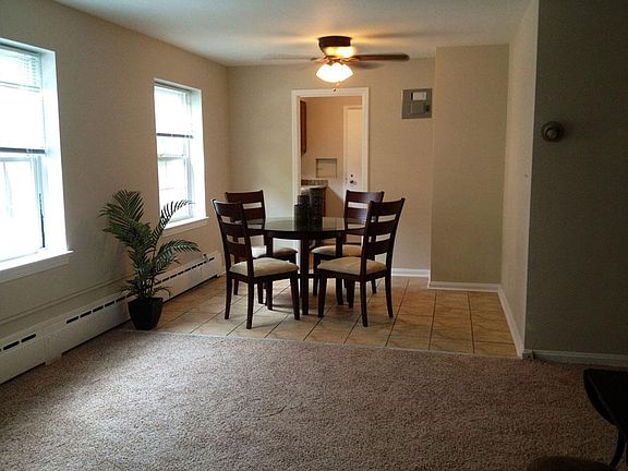 4th image of 19906 Van Aken Blvd APT 302