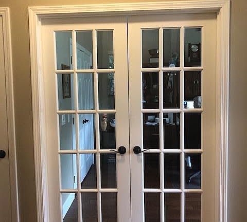3rd image of 37 Brooks Ln