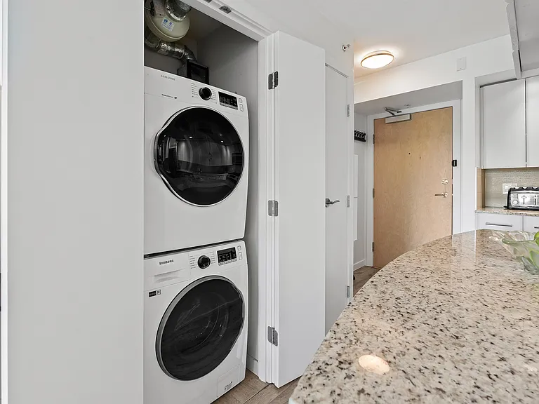 683 W Victoria Park #306 — Photo 14
