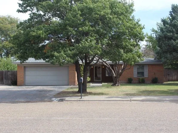 238 Douglas St, Hereford, TX 79045