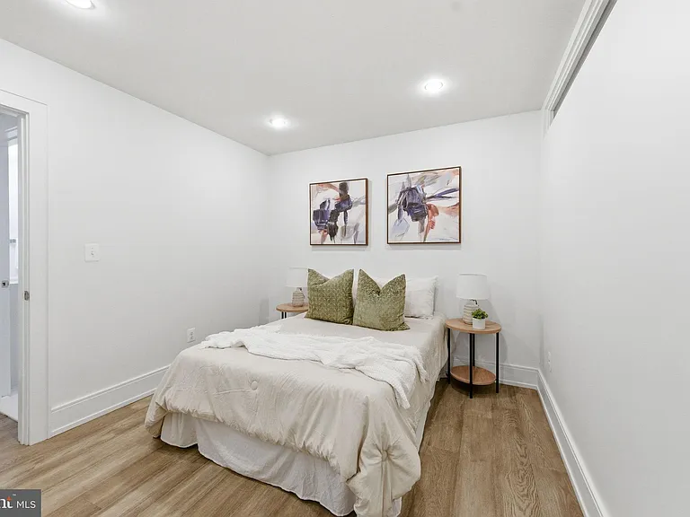 1465 Harvard St NW #B101 — Photo 10