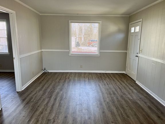 2nd image of 1014 Gunnerson Ave #G