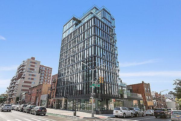 1st image of 554 4th Ave #8A