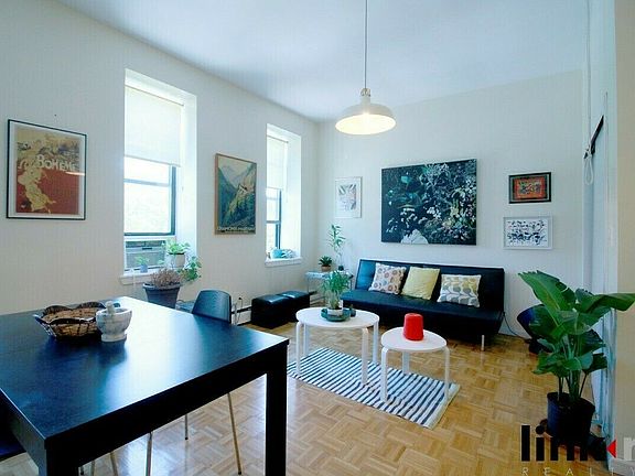 3rd image of 2150 5th Ave APT 4
