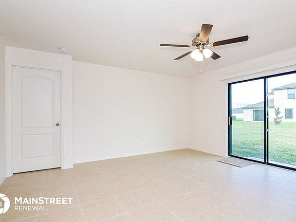 5th image of 2431 Caspian Dr