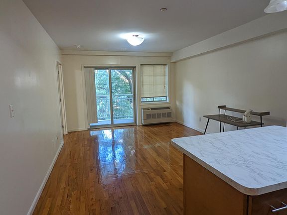 2nd image of 14008 Sanford Ave #3A