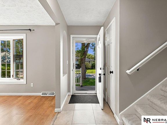 3rd image of 304 Sherry Dr