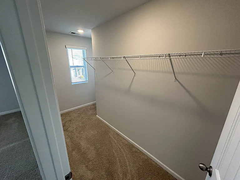 1064 Pepper Stone Dr — Photo 7