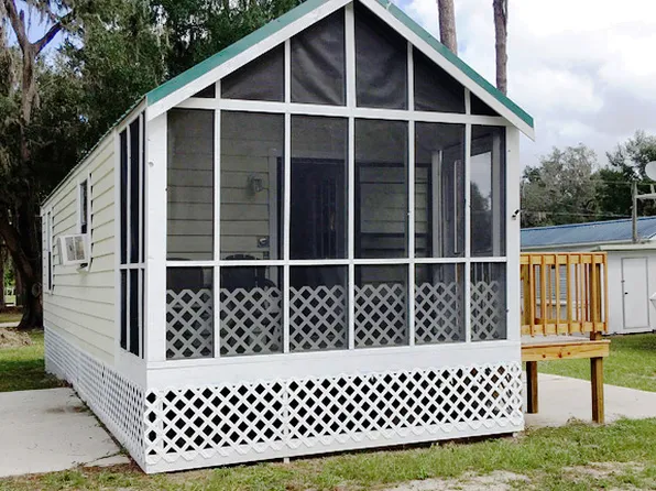 5000 SE 183rd Avenue Rd E #9, Ocklawaha, FL 32179