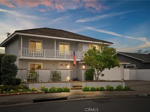 21941 Oceanview Ln, Huntington Beach, CA 92646