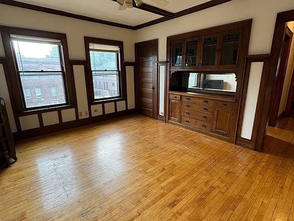 2nd image of 2126 Harriet Ave S