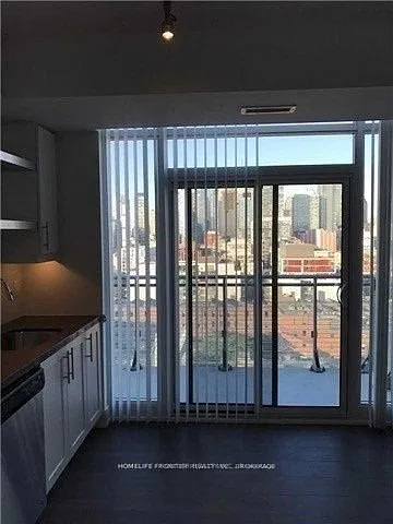 525 Adelaide St W #Penthouse 25 — Photo 11