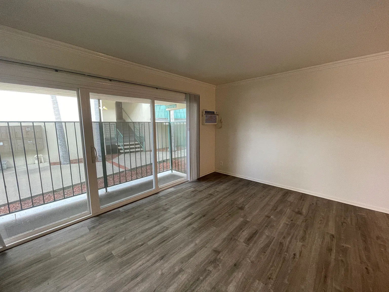 1 bed, 750 sqft, $1,950 — Photo 2