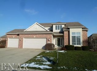 3502 Armstrong Dr, Bloomington, IL