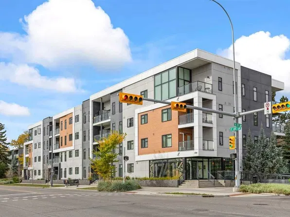 2702 E 17th Ave SW #213, Calgary, AB T3E 8A5