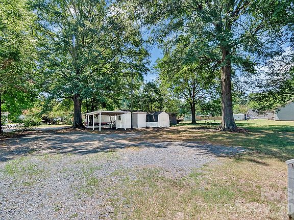 4th image of 514 Olive Branch Rd