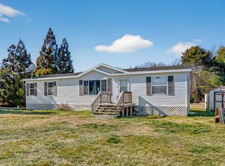 8024 Hickman Farm Rd, Wallops Island, VA 23337