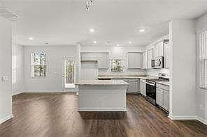 4th image of 11969 Aukerman Way
