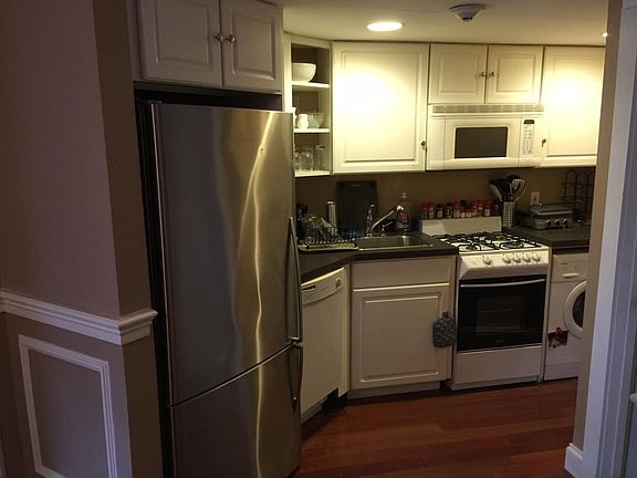 3rd image of 283 Benefit St #283C