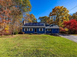 40 Alden Rd, Windsor, CT 06095