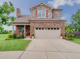 814 W Sagewood Dr, Gallatin, TN 37066