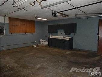 3rd image of 7337 S Grand Ave