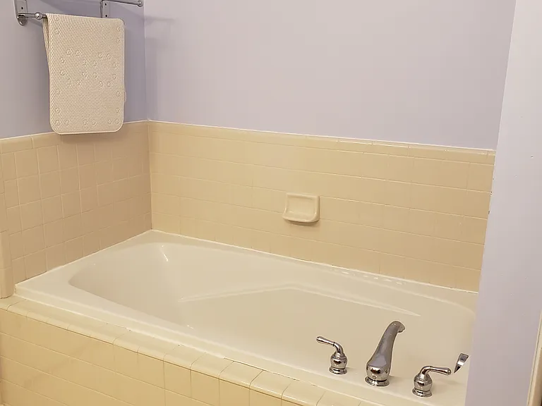 1614 Providence Glen Dr — Photo 21