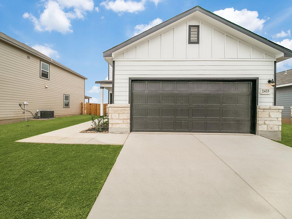 1st image of 2433 Dielman Dr