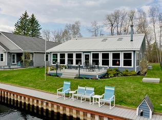 111 Chinook Trl, Prudenville, MI 48651