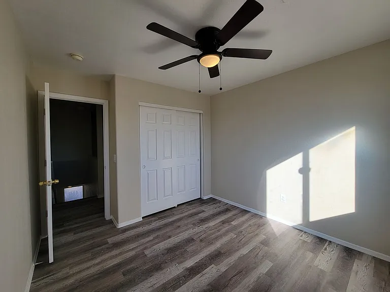 15147 S Yava Rd #C — Photo 17