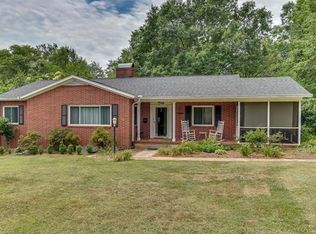 446 Arlington St, Forest City, NC 28043