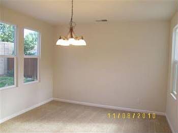 3rd image of 1531 Bayberry Ln