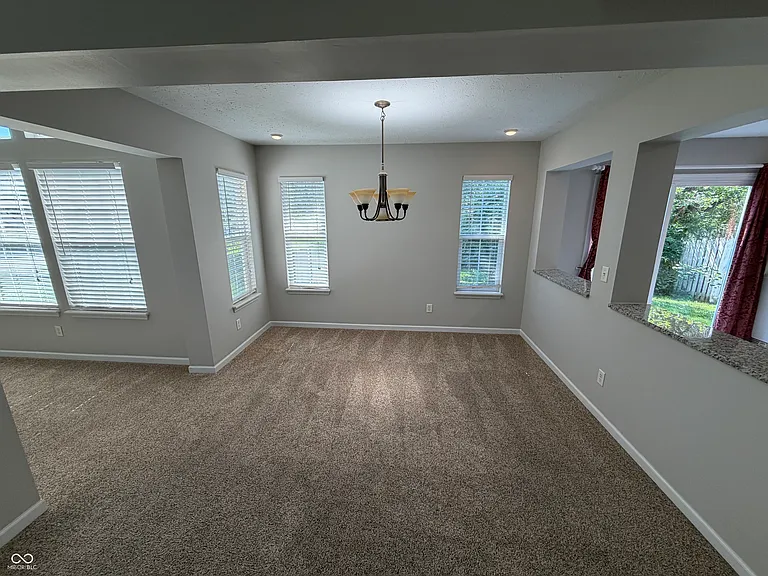 14173 Jasmine Ct — Photo 7
