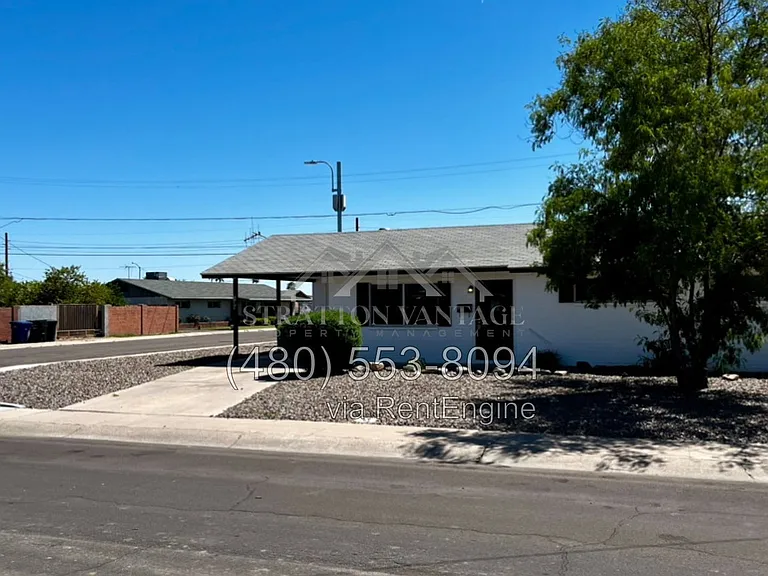 799 E Buffalo St — Photo 2