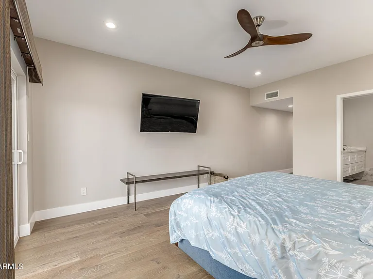 5137 N 79th Pl — Photo 11