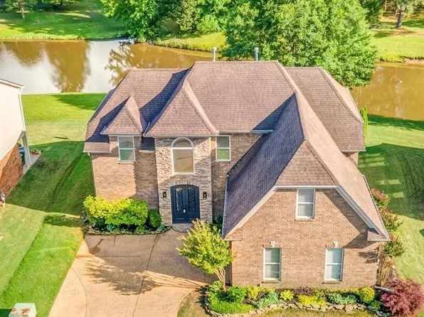 8877 Village Lake Ln, Arlington, TN 38002