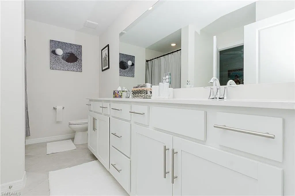 15835 Green Acres Ave — Photo 4