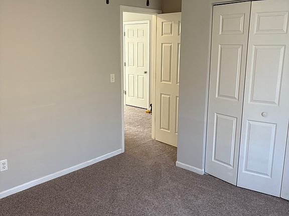 5th image of 709 Brittany Ct #1