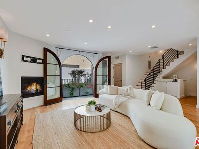 1253 17th St APT 103, Santa Monica, CA, 90404