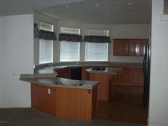 5th image of 5454 S Santa Aurelia Ave